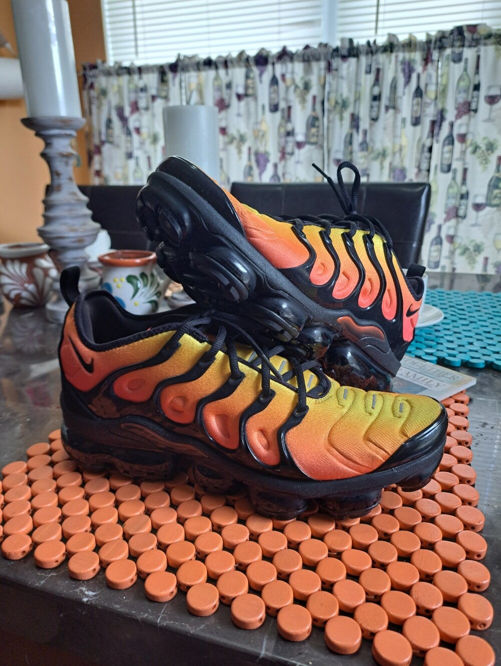 Nike Air Max Plus TN Men's Black/Yellow/Orange Low Top Lace Up Sneakers Size 11